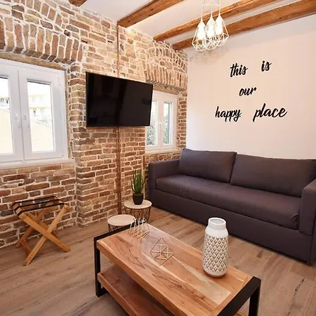 Murofinto Homes Apartament *