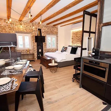 Murofinto Homes *